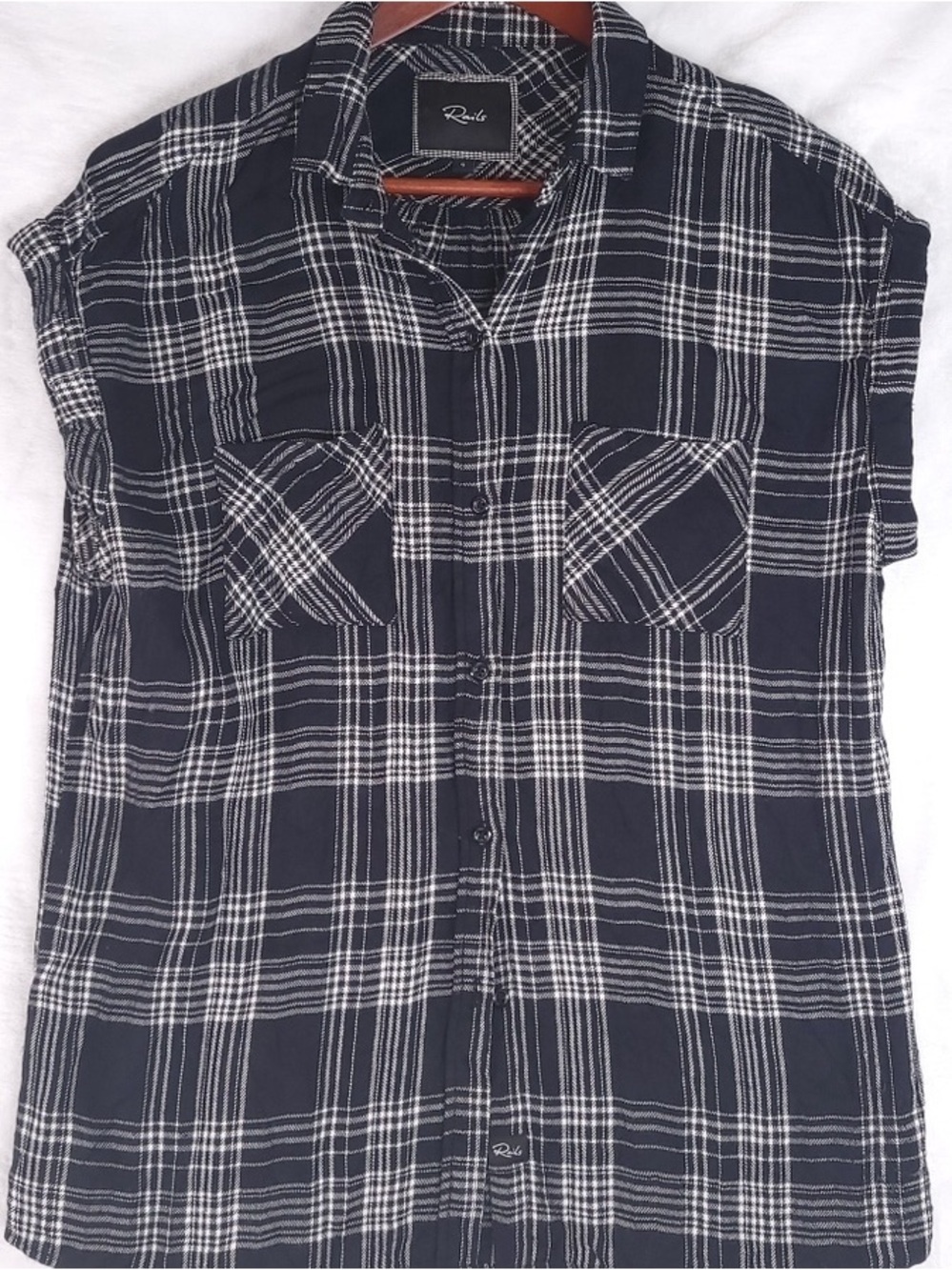 Rails Black & White Plaid Short-Sleeve Button-Down Shirt